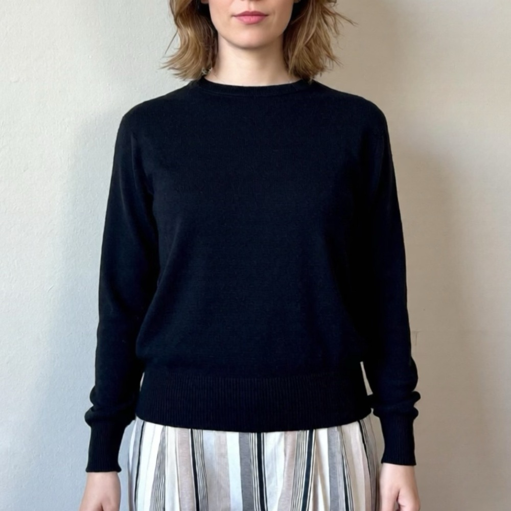 Vintage Black Crewneck Sweater